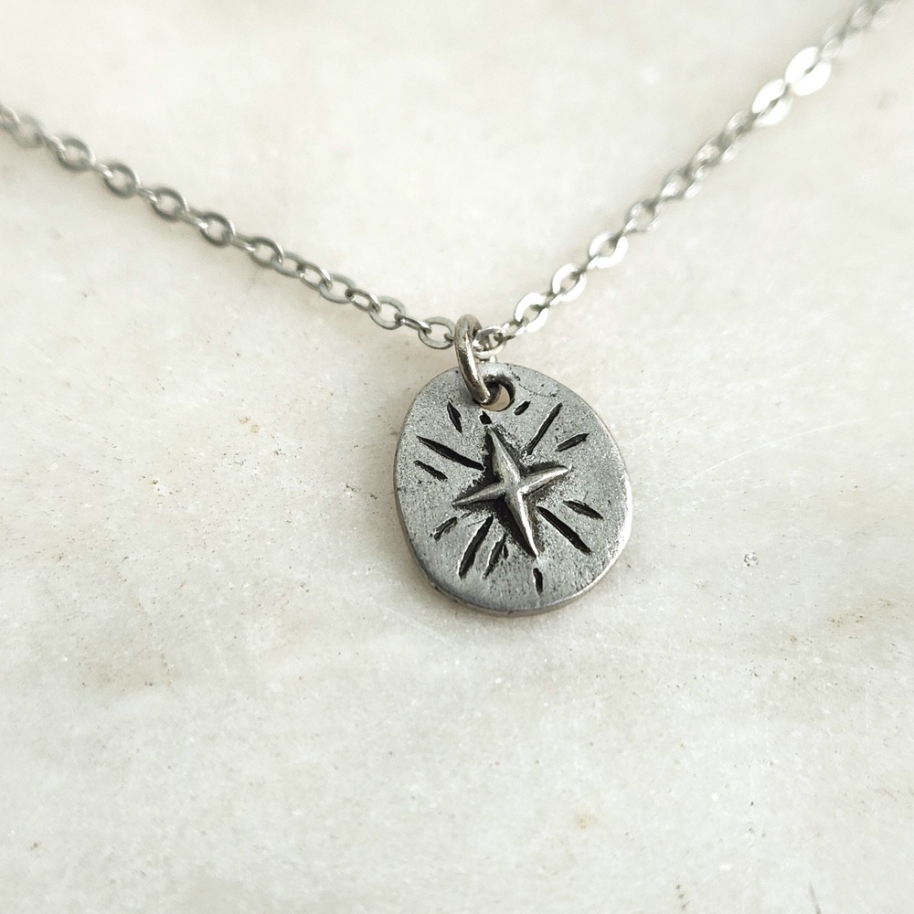 Lisa Leonard Follow the Star Fine Pewter Necklace Hand‎ Carved $65 Retail